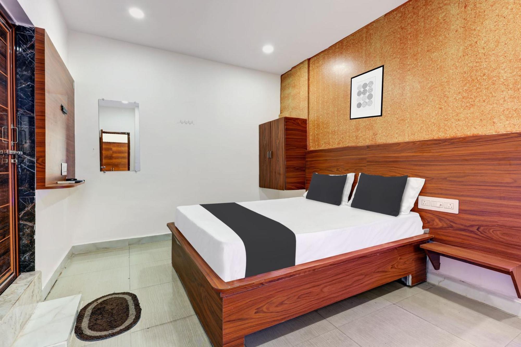 Hotel O Gangothri Lodge Βιζαχαπατνάμ Εξωτερικό φωτογραφία