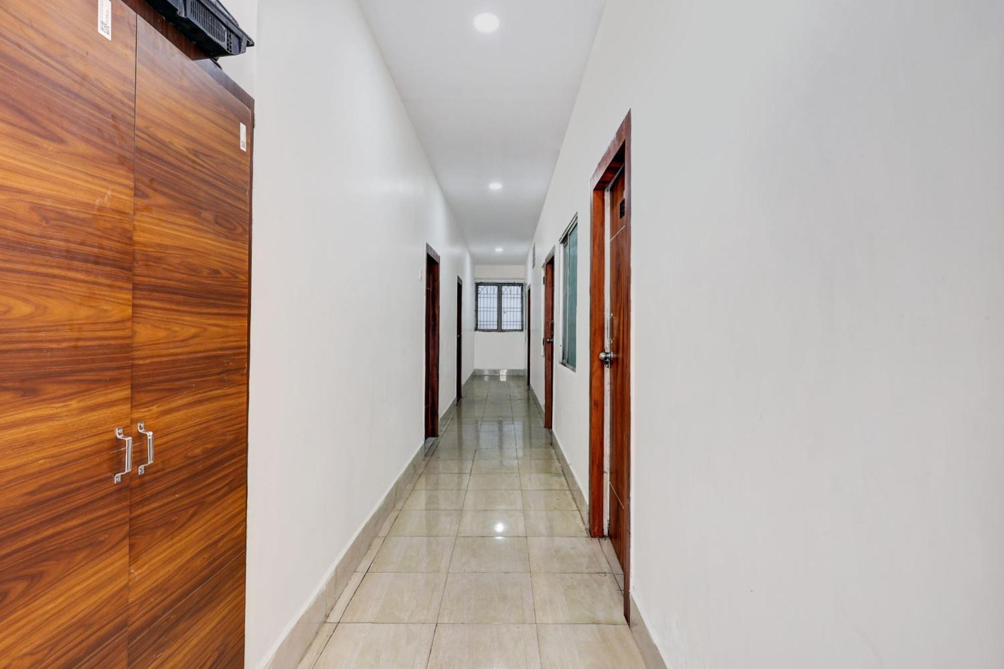 Hotel O Gangothri Lodge Βιζαχαπατνάμ Εξωτερικό φωτογραφία